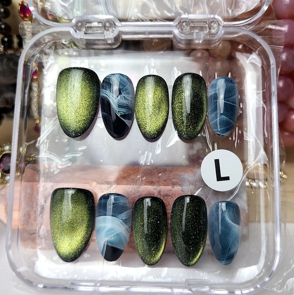 Handmade Other - Cateye Lime+Teal Watercolor Press-On Nail Set
